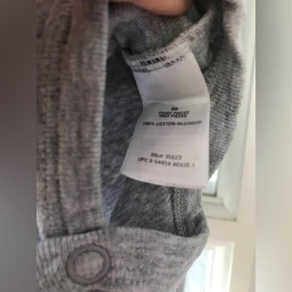 2-pack Carter’s gray cotton onesie and lightweight blue and navy hoodie shirt - Picture 7 of 10